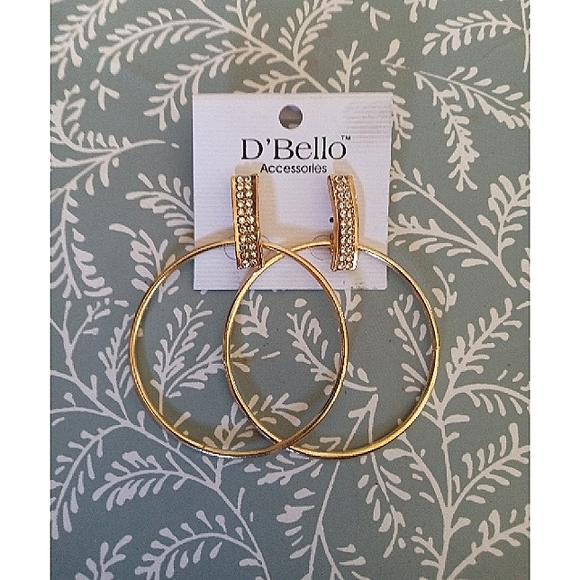 NWT D'BELLO Gold hoop earrings with "diamond" accent. - Picture 5 of 7